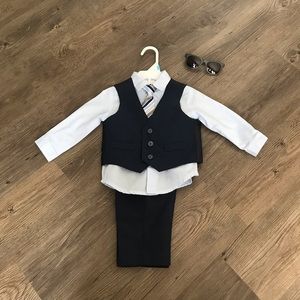 VAN HEUSEN tuxedo set